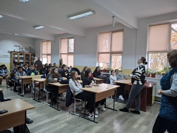 Specialiştii Centrului de Prevenire, Evaluare și Consiliere Antidrog Constanța au desfășurat activități de informare, educare și conștientizare