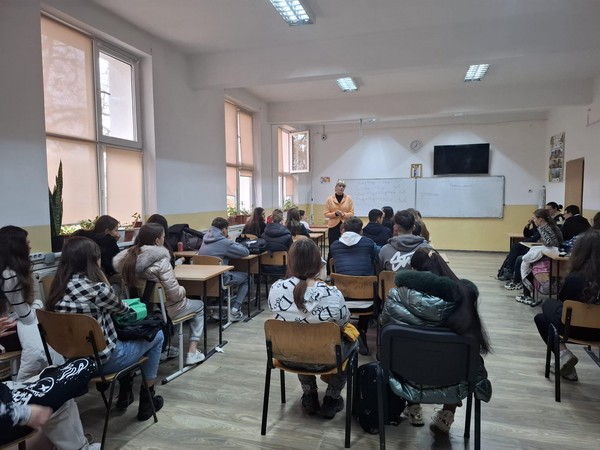 Specialiştii Centrului de Prevenire, Evaluare și Consiliere Antidrog Constanța au desfășurat activități de informare, educare și conștientizare