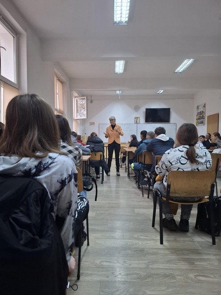 Specialiştii Centrului de Prevenire, Evaluare și Consiliere Antidrog Constanța au desfășurat activități de informare, educare și conștientizare
