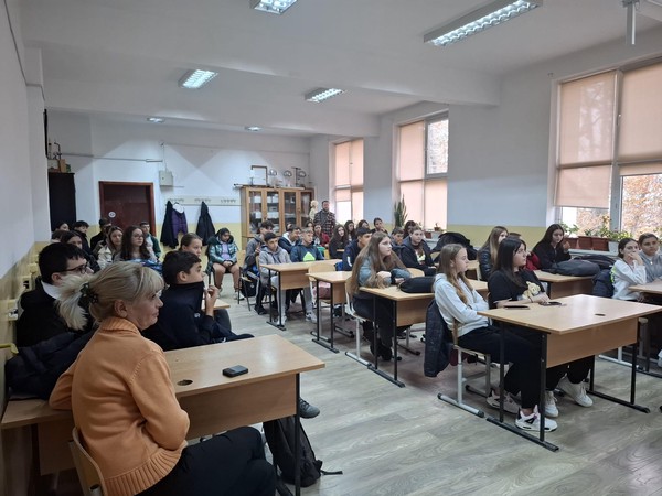 Specialiştii Centrului de Prevenire, Evaluare și Consiliere Antidrog Constanța au desfășurat activități de informare, educare și conștientizare