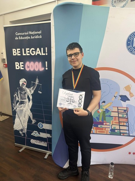 🏛️Be legal! Be cool! – Concursul Național de Educație Juridică