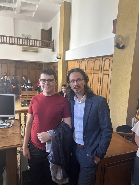 🏛️Be legal! Be cool! – Concursul Național de Educație Juridică