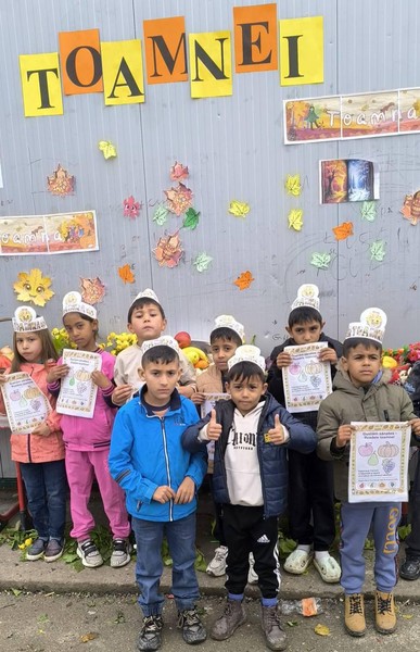 🍂 Festivalul Toamnei la Școala Gimnazială Făurei 🍎