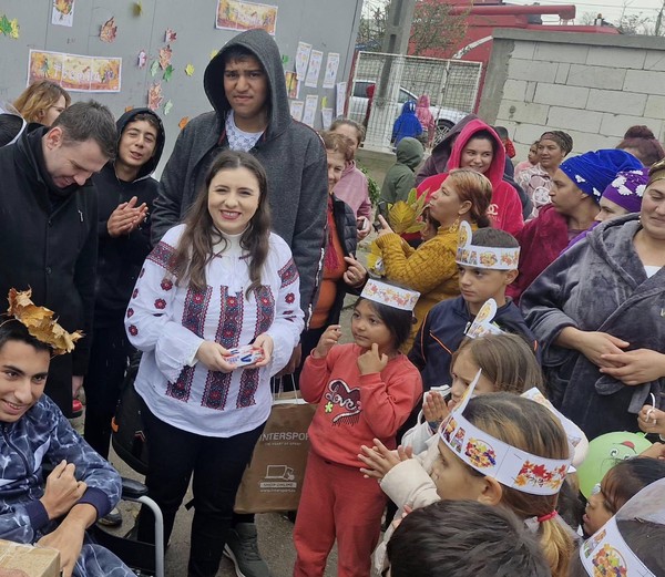 🍂 Festivalul Toamnei la Școala Gimnazială Făurei 🍎