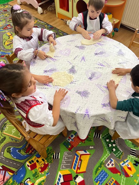 ✨Ziua Dobrogei sărbătorită la Grădinița cu Program Normal „Sf. Andrei” Băneasa✨