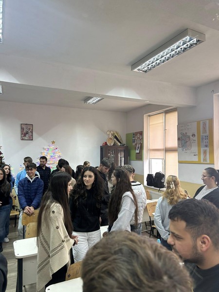 Dezvoltarea Proiectelor și Implementarea Schimbării